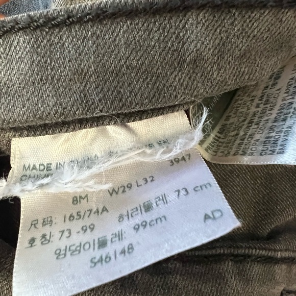 Levi’s Grey Distressed Acid Wash Skinny Jeans - Picture 13 of 13